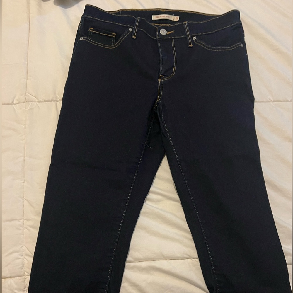 Levi 311 shaking skinny jeans